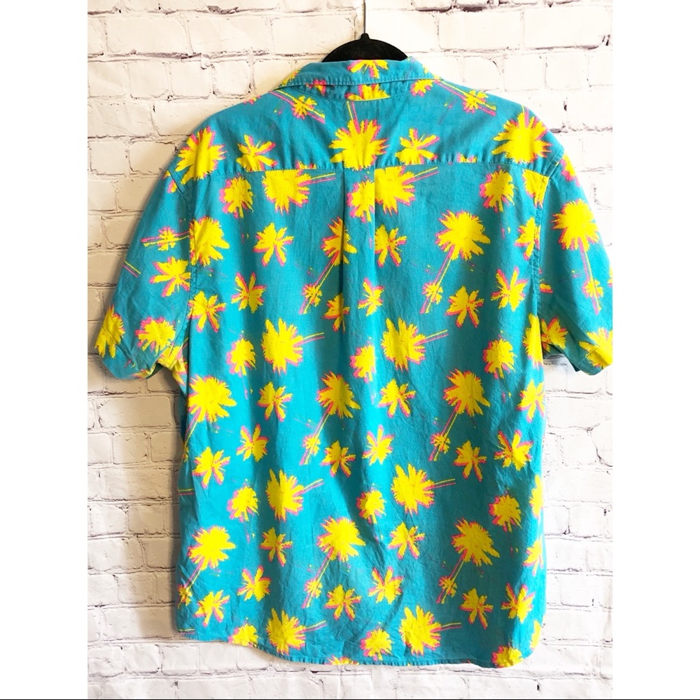 SOLD City Streets 90’s Style Neon Palm Tree Shirt - Picture 3 of 4